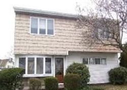 Pre-foreclosure in  FAIRFIELD AVE Westbury, NY 11590