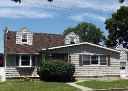 Pre-foreclosure in  NEWARK ST Lindenhurst, NY 11757