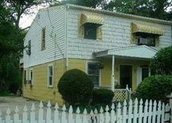  Chestnut St, Wyandanch NY