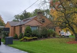 Pre-foreclosure in  OLDE YORK RD Cleveland, OH 44130