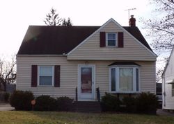 Pre-foreclosure Listing in FAIRWAY AVE MAPLE HEIGHTS, OH 44137