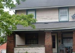 Pre-foreclosure Listing in HUMBOLT AVE YOUNGSTOWN, OH 44502