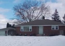 Pre-foreclosure in  DURLING DR Wadsworth, OH 44281