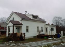 Pre-foreclosure Listing in N PROSPECT ST RAVENNA, OH 44266
