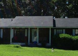  Cedar Dr, Riverdale GA