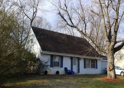  Compton Rd, Waldorf MD