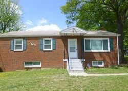 Pre-foreclosure Listing in OLD BRANCH AVE TEMPLE HILLS, MD 20748