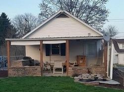 Pre-foreclosure in  SOUTH ST Hancock, MD 21750