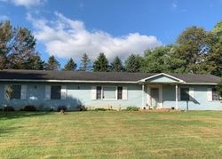 Pre-foreclosure in  MAR ROCK DR Hagerstown, MD 21740