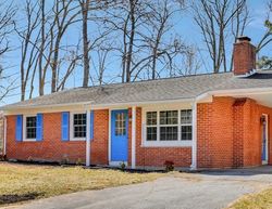 Pre-foreclosure Listing in CLINTON AVE HAGERSTOWN, MD 21740