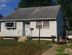Pre-foreclosure in  ROOSEVELT AVE Glendora, NJ 08029