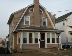 Pre-foreclosure in  W 4TH AVE Runnemede, NJ 08078