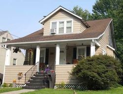 Pre-foreclosure in  WASHINGTON AVE Woodbury, NJ 08096
