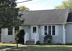 Pre-foreclosure in  KETTLE CREEK RD Toms River, NJ 08753