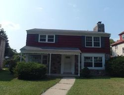 Pre-foreclosure in  W RICHMOND AVE Milwaukee, WI 53210