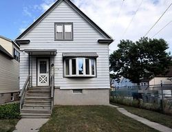 Pre-foreclosure in  S 15TH ST Milwaukee, WI 53215