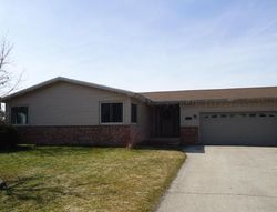 Pre-foreclosure in  ELAINES WAY Slinger, WI 53086