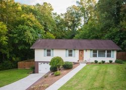 Pre-foreclosure Listing in CRESTWOOD DR CLINTON, TN 37716