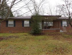 Pre-foreclosure in  DAVIS LN Oliver Springs, TN 37840