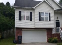 Pre-foreclosure in  CREEKHEAD DR Knoxville, TN 37909