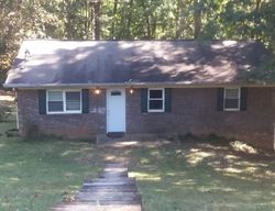 Pre-foreclosure in  FOREST HEIGHTS CIR Lenoir City, TN 37772