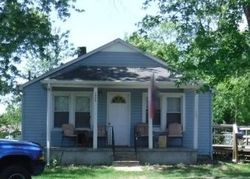 Pre-foreclosure in  N DIXIE AVE Cookeville, TN 38501