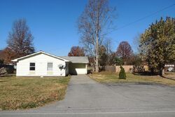  7th St, Erwin TN