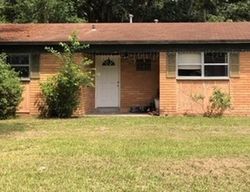 Pre-foreclosure in  SE DUSTIN TER Lake City, FL 32025