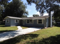 Pre-foreclosure Listing in TROPIC CIR FRUITLAND PARK, FL 34731