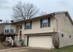Pre-foreclosure in  PARKSIDE PL Imperial, MO 63052