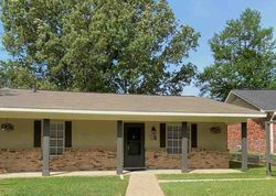 Pre-foreclosure Listing in CLEARMONT CIR PEARL, MS 39208