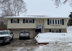 Pre-foreclosure in  DROSTER RD Madison, WI 53716