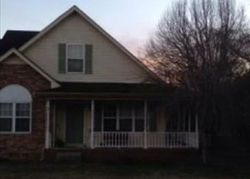 Pre-foreclosure in  TENBY DR Murfreesboro, TN 37127