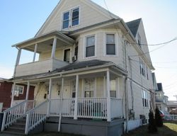 Pre-foreclosure in  BEATRICE ST Bridgeport, CT 06607