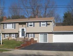 Pre-foreclosure in  ASPEN DR Middletown, CT 06457