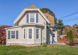 Pre-foreclosure Listing in FORT HALE RD EAST HAVEN, CT 06512