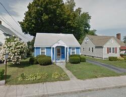 Pre-foreclosure in  HAMILTON AVE Groton, CT 06340