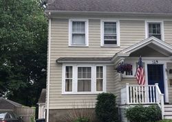 Pre-foreclosure in  BROOKVIEW AVE Fairfield, CT 06825