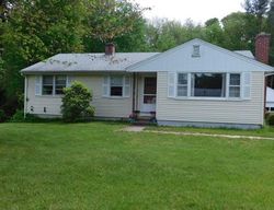 Pre-foreclosure in  FAIRVIEW DR Madison, CT 06443