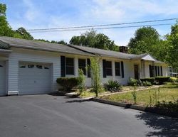 Pre-foreclosure Listing in WOLF HILL RD CHESHIRE, CT 06410