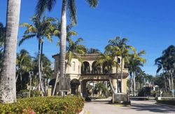 Pre-foreclosure in  SPINNAKER DR W Hollywood, FL 33019