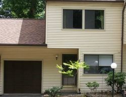 Pre-foreclosure Listing in IDLEWOOD BETHEL, CT 06801