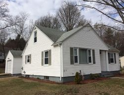 Pre-foreclosure Listing in SERREL SWEET RD JOHNSTON, RI 02919