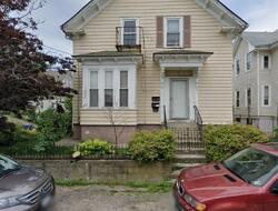 Pre-foreclosure in  QUEEN ST Providence, RI 02909