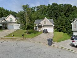 Pre-foreclosure in  SILVERTON REACH Union City, GA 30291