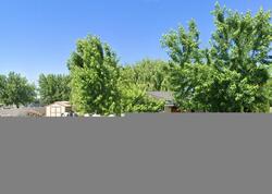 Pre-foreclosure in  PENN AVE Sunnyside, WA 98944