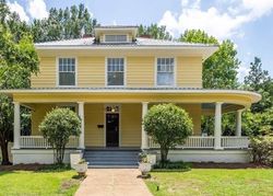 Pre-foreclosure in  MADISON AVE Montgomery, AL 36107