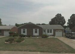 Pre-foreclosure in  DEATON DR Hampton, VA 23669