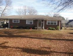 Pre-foreclosure in  TAYLOR RD Gadsden, AL 35905