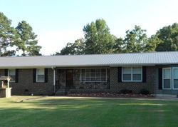 Pre-foreclosure in  DALE DR Gadsden, AL 35905